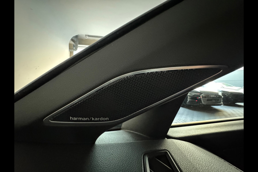 Volkswagen Golf 2.0 TSI R 4M Performance Pano|HuD|H/K|Akrapovic