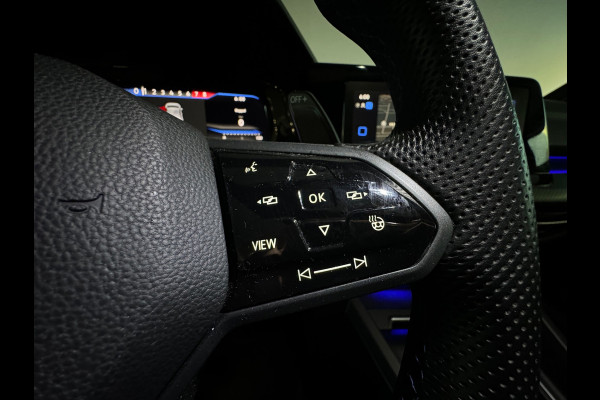 Volkswagen Golf 2.0 TSI R 4M Performance Pano|HuD|H/K|Akrapovic