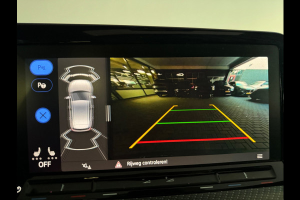 Volkswagen Golf 2.0 TSI R 4M Performance Pano|HuD|H/K|Akrapovic