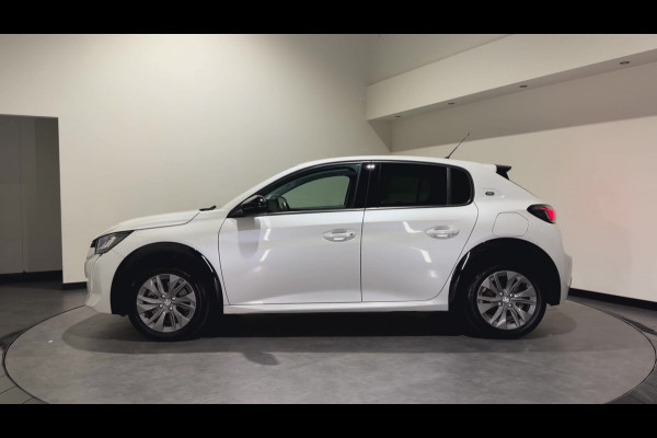 Peugeot e-208 EV Allure Pack 50 kWh | Voorstoelen verwarmd | Navigatie | LMV 16" | camera | 3-fase