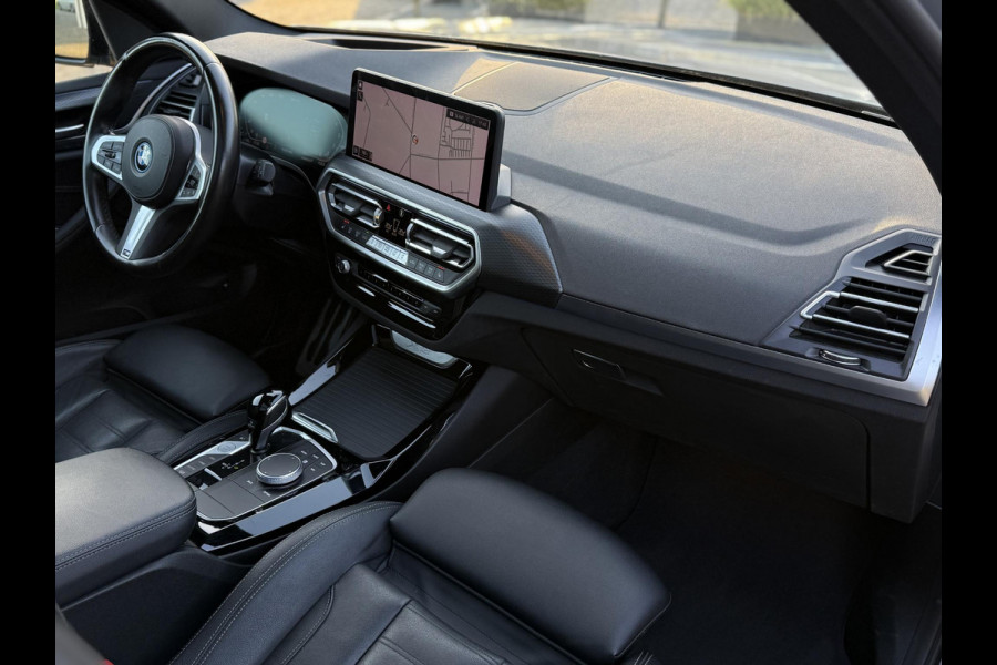 BMW X3 xDrive30e M SPORT | PANORAMA | LASER | HARMAN KARDON | ADAPT. CRUISE CONTROL | TREKHAAK | LEDER |