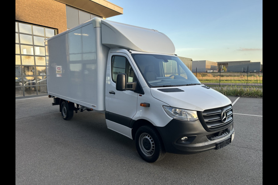 Mercedes-Benz Sprinter 317 CDI Bakwagen / Laadklep / Dak spoiler / Camera / Navigatie / Cruise control / Airco