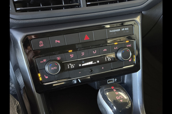 Volkswagen T-Cross 1.0 TSI DSG Style | Navi | Dode hoek | Stoelverwarming | PDC V+A | 100% Volkswagen Onderhouden!