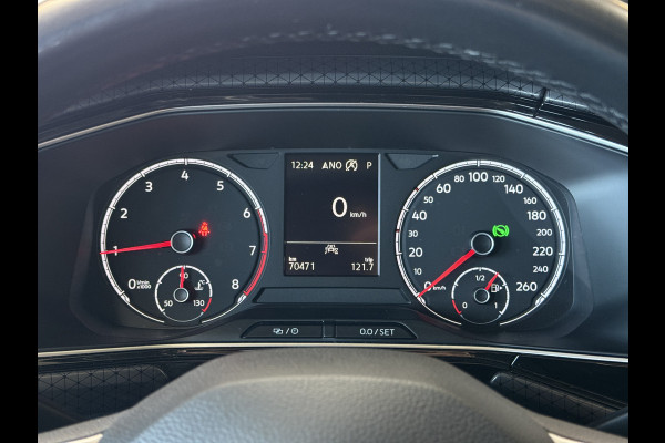 Volkswagen T-Cross 1.0 TSI DSG Style | Navi | Dode hoek | Stoelverwarming | PDC V+A | 100% Volkswagen Onderhouden!