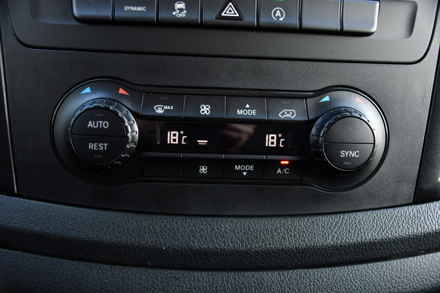 Mercedes-Benz Vito 116 CDI L2 Black Edition Camera, Cruise, Carplay, Automaat, LED, Clima, Multimedia, 164pk, Sensoren, Uniek!