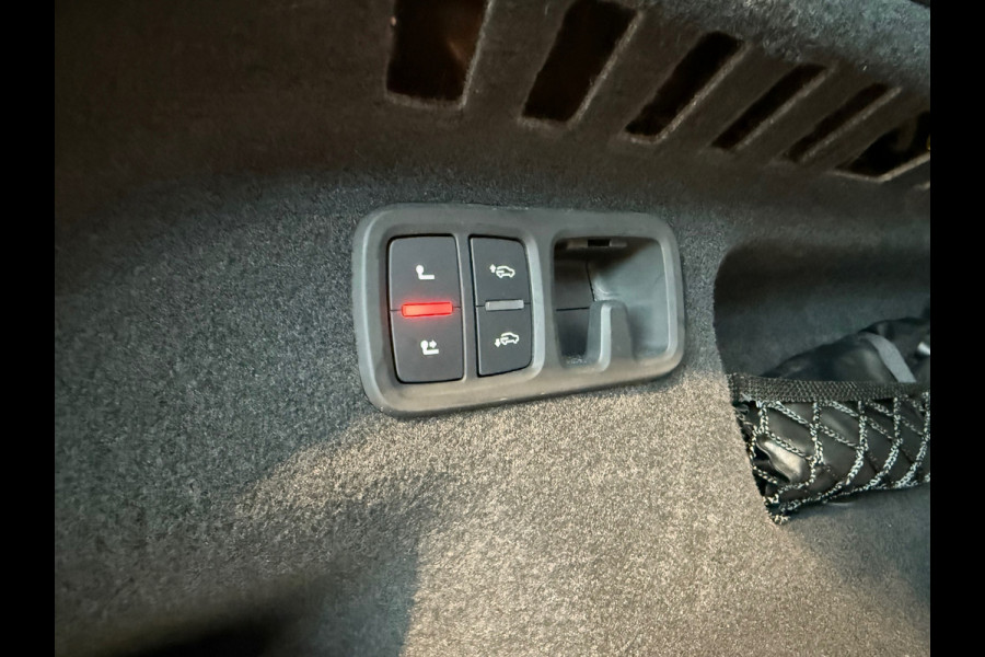 Audi Q8 60 TFSI e quattro S Line Pano|RS Seat|B&O|Trekhaak|Keyless
