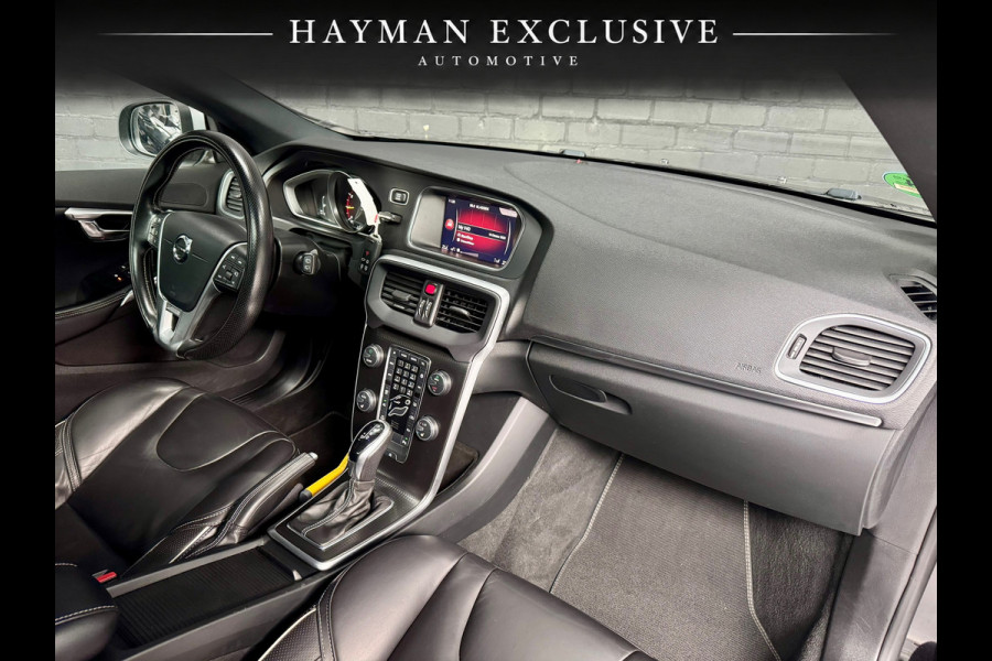 Volvo V40 2.0 T4 Business Sport | R-Design | Pano | Virtual | Camera | Cruise | Navi | Clima | LED | Parkeersens.