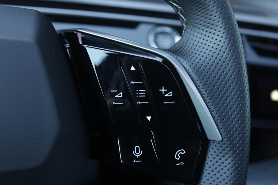 Peugeot 5008 1.2 Hybrid 145PK AUTOMAAT GT 7p | PANORAMISCH SCHUIFDAK PACK | 360° VISION & DRIVE ASSIST PLUS PACK: (360° CAMERA, BUITENSPIEGELS MET KANTELFUNCTIE, DRIVE ASSIST 2.0, DRAADLOZE TELEFOONLADER, ANTIDIEFSTALALARM) | BEKLEDING ALCANTARA/KUNSTLEDER | SEAT PACK COMFORT: (AGR BESTUUDERSSTOEL EN PASSAGIERSSTOEL ELEKTRISCH VERSTELBAAR MET MASSAGE FUNCTIE, BESTUUDERSSTOEL MET GEHEUGENFUNCTIE, BUITENSTE ZITPLAATSEN ACHTERBANK VERWARMBAAR) | GLANZEND ZWARTE DAKRAILS | BLUE INGARO  | 19" LICHTMETALEN VELGEN "BREDA" | DRAADLOZE TELEFOONLADER | APPLE CARPLAY/ANDROID AUTO DRAADLOOS |