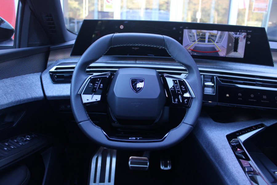 Peugeot 5008 1.2 Hybrid 145PK AUTOMAAT GT 7p | PANORAMISCH SCHUIFDAK PACK | 360° VISION & DRIVE ASSIST PLUS PACK: (360° CAMERA, BUITENSPIEGELS MET KANTELFUNCTIE, DRIVE ASSIST 2.0, DRAADLOZE TELEFOONLADER, ANTIDIEFSTALALARM) | BEKLEDING ALCANTARA/KUNSTLEDER | SEAT PACK COMFORT: (AGR BESTUUDERSSTOEL EN PASSAGIERSSTOEL ELEKTRISCH VERSTELBAAR MET MASSAGE FUNCTIE, BESTUUDERSSTOEL MET GEHEUGENFUNCTIE, BUITENSTE ZITPLAATSEN ACHTERBANK VERWARMBAAR) | GLANZEND ZWARTE DAKRAILS | BLUE INGARO  | 19" LICHTMETALEN VELGEN "BREDA" | DRAADLOZE TELEFOONLADER | APPLE CARPLAY/ANDROID AUTO DRAADLOOS |