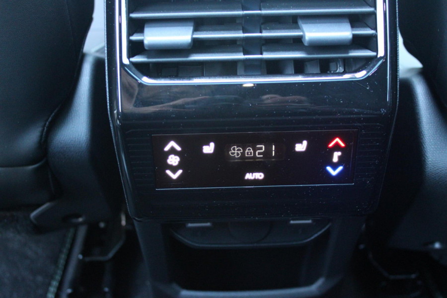Peugeot 5008 1.2 Hybrid 145PK AUTOMAAT GT 7p | PANORAMISCH SCHUIFDAK PACK | 360° VISION & DRIVE ASSIST PLUS PACK: (360° CAMERA, BUITENSPIEGELS MET KANTELFUNCTIE, DRIVE ASSIST 2.0, DRAADLOZE TELEFOONLADER, ANTIDIEFSTALALARM) | BEKLEDING ALCANTARA/KUNSTLEDER | SEAT PACK COMFORT: (AGR BESTUUDERSSTOEL EN PASSAGIERSSTOEL ELEKTRISCH VERSTELBAAR MET MASSAGE FUNCTIE, BESTUUDERSSTOEL MET GEHEUGENFUNCTIE, BUITENSTE ZITPLAATSEN ACHTERBANK VERWARMBAAR) | GLANZEND ZWARTE DAKRAILS | BLUE INGARO  | 19" LICHTMETALEN VELGEN "BREDA" | DRAADLOZE TELEFOONLADER | APPLE CARPLAY/ANDROID AUTO DRAADLOOS |