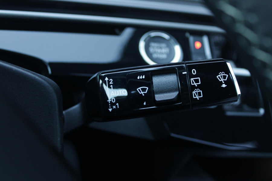 Peugeot 5008 1.2 Hybrid 145PK AUTOMAAT GT 7p | PANORAMISCH SCHUIFDAK PACK | 360° VISION & DRIVE ASSIST PLUS PACK: (360° CAMERA, BUITENSPIEGELS MET KANTELFUNCTIE, DRIVE ASSIST 2.0, DRAADLOZE TELEFOONLADER, ANTIDIEFSTALALARM) | BEKLEDING ALCANTARA/KUNSTLEDER | SEAT PACK COMFORT: (AGR BESTUUDERSSTOEL EN PASSAGIERSSTOEL ELEKTRISCH VERSTELBAAR MET MASSAGE FUNCTIE, BESTUUDERSSTOEL MET GEHEUGENFUNCTIE, BUITENSTE ZITPLAATSEN ACHTERBANK VERWARMBAAR) | GLANZEND ZWARTE DAKRAILS | BLUE INGARO  | 19" LICHTMETALEN VELGEN "BREDA" | DRAADLOZE TELEFOONLADER | APPLE CARPLAY/ANDROID AUTO DRAADLOOS |