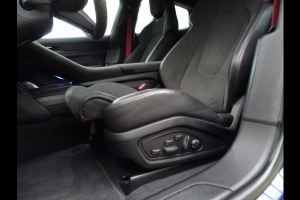 Porsche Taycan GTS 93 kWh * 4S * 517 PK * APPROVED tot 2028 !!