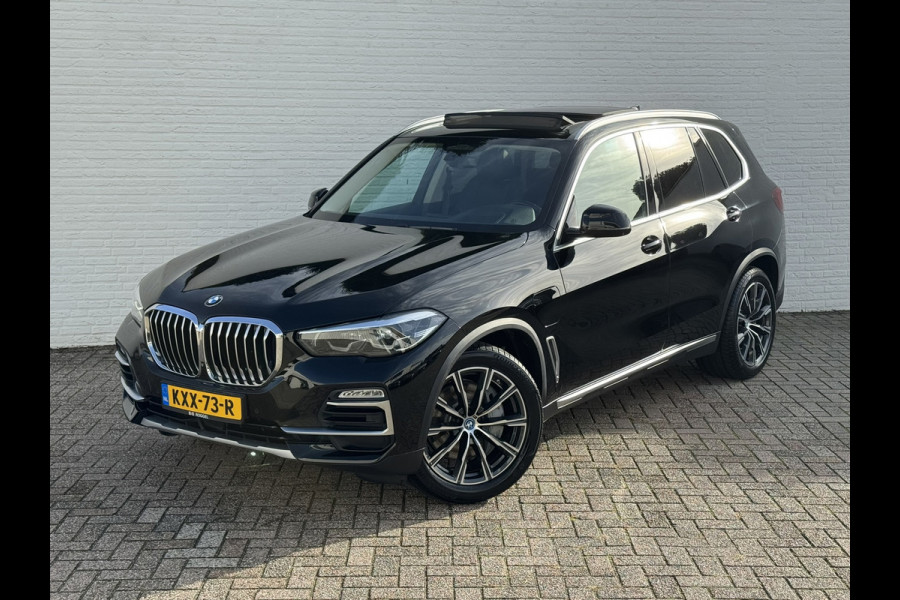 BMW X5 XDrive45e High Executive SOH 99% Pano Adaptive Cruise M-Sport-Velgen 20 Inch Carplay 360 Camera Leder Stoelverw. Elek.Trekh