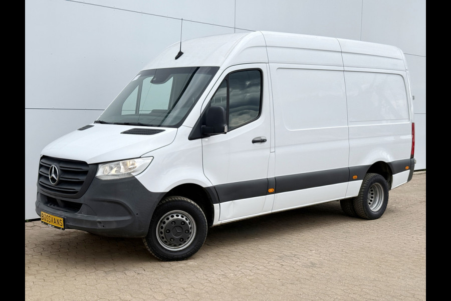 Mercedes-Benz Sprinter 516 2.2 CDI L2H2 Dubbellucht 10 Inch MBUX 3,5t Trekhaak Climate Control Navigatie Parkeersensoren V + A