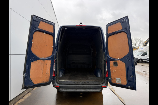 Mercedes-Benz Sprinter 317 1.9 CDI L2H2 LED 10 Inch MBUX Scherm Lederen bekleding Climate Control Cruise Control Camera Navigatie Parkeersensoren voor