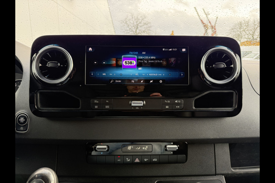 Mercedes-Benz Sprinter 317 1.9 CDI L2H2 LED 10 Inch MBUX Scherm Lederen bekleding Climate Control Cruise Control Camera Navigatie Parkeersensoren voor