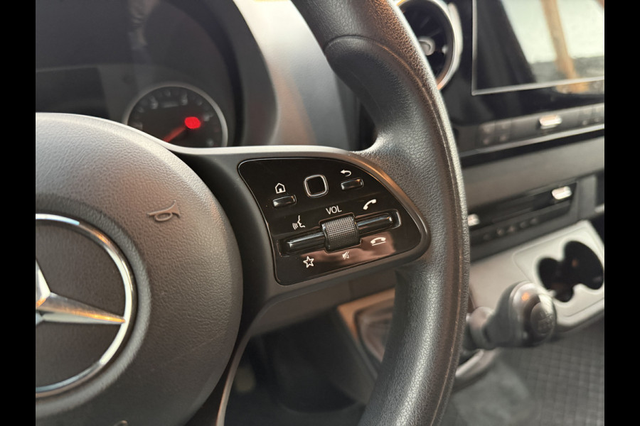 Mercedes-Benz Sprinter 317 1.9 CDI L2H2 LED 10 Inch MBUX Scherm Lederen bekleding Climate Control Cruise Control Camera Navigatie Parkeersensoren voor