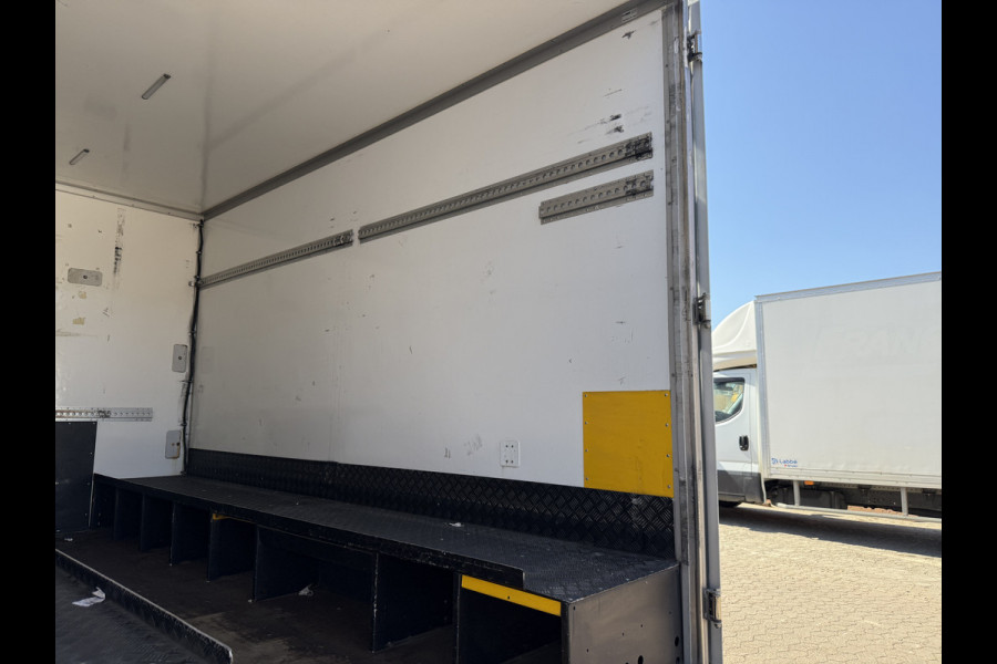 Renault Master Plancher T35 2.3 DCI 150PK Automaat Bakwagen Lowliner Plancher Airco Cruise Control Camera Foodtruck Meubelbak Paardenwagen