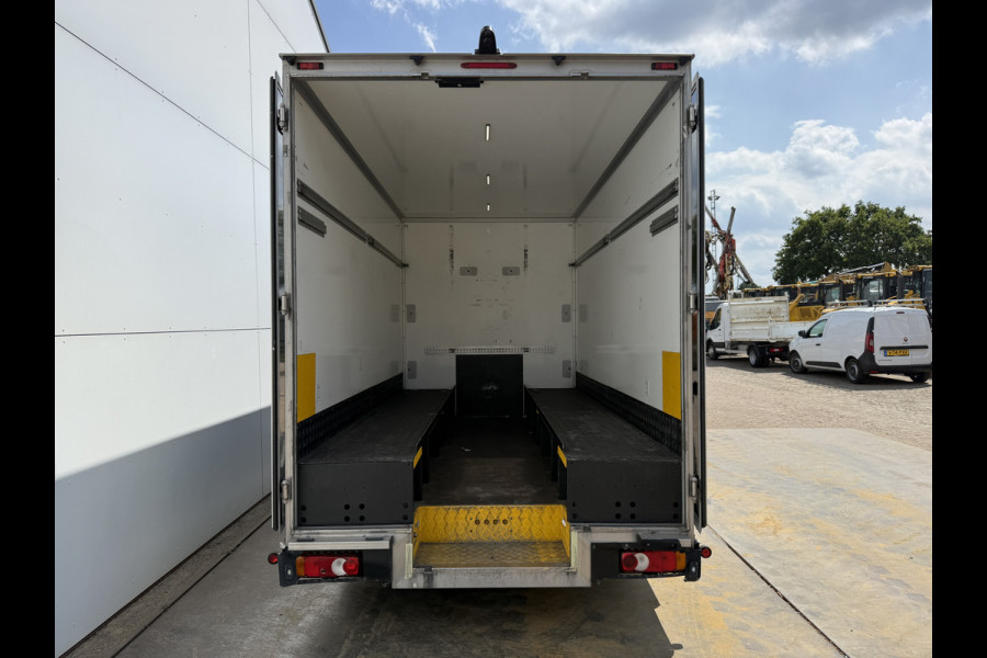 Renault Master Plancher T35 2.3 DCI 150PK Automaat Bakwagen Lowliner Plancher Airco Cruise Control Camera Foodtruck Meubelbak Paardenwagen