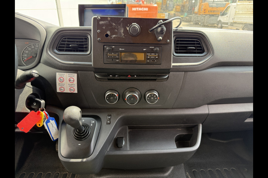 Renault Master Plancher T35 2.3 DCI 150PK Automaat Bakwagen Lowliner Plancher Airco Cruise Control Camera Foodtruck Meubelbak Paardenwagen