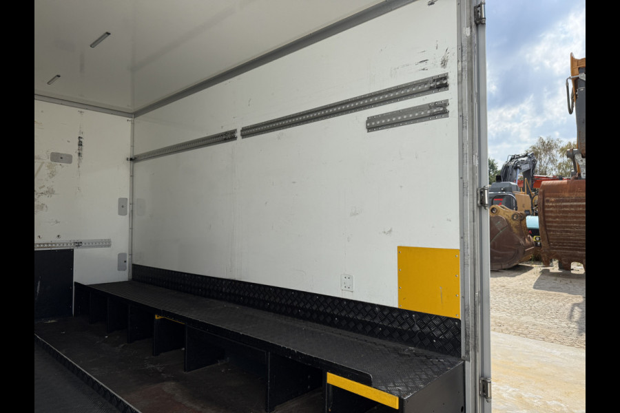 Renault Master Plancher T35 2.3 DCI 150PK Automaat Bakwagen Lowliner Plancher Airco Cruise Control Camera Foodtruck Meubelbak Paardenwagen