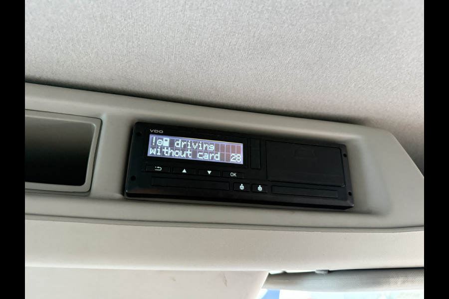 Ford E-Transit e-Transit 68kWh 184PK