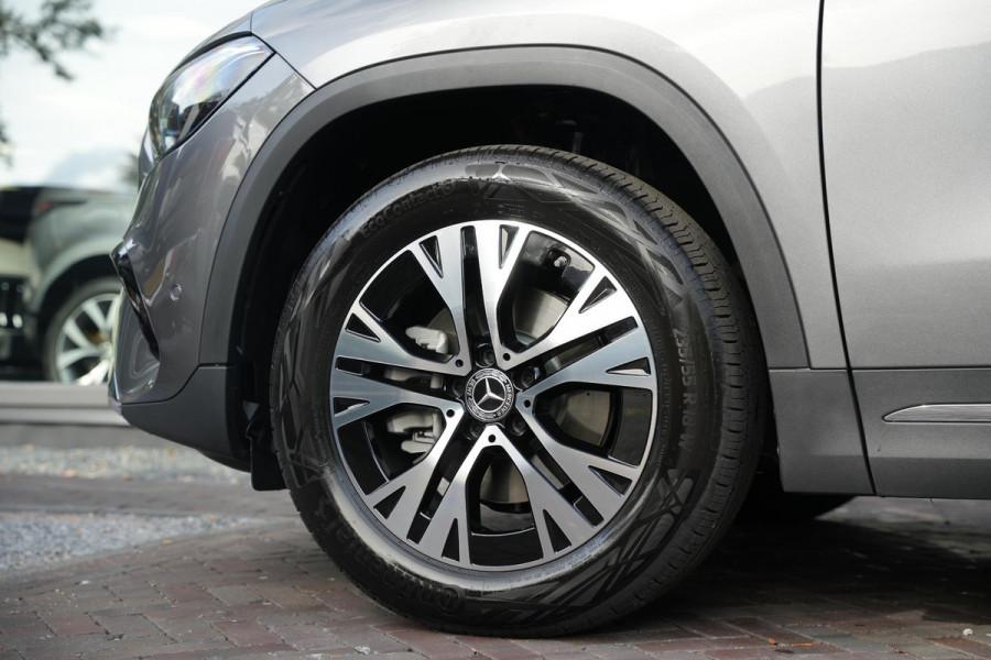 Mercedes-Benz GLA 180 Business Solution Luxury Stuurverwarming Multibeam LED Adapt. Cruise Trekhaak 18''LM