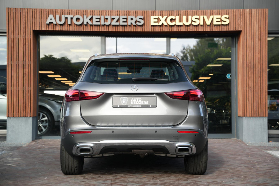 Mercedes-Benz GLA 180 Business Solution Luxury Stuurverwarming Multibeam LED Adapt. Cruise Trekhaak 18''LM