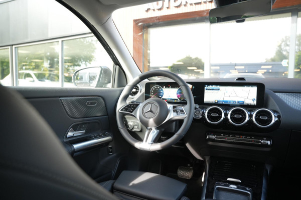 Mercedes-Benz GLA 180 Business Solution Luxury Stuurverwarming Multibeam LED Adapt. Cruise Trekhaak 18''LM