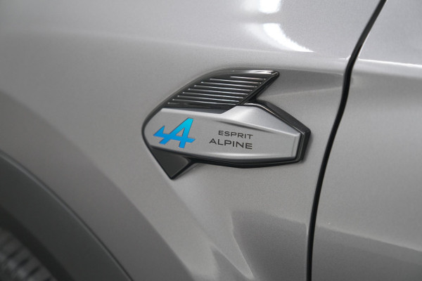 Renault Captur 1.8 E-Tech full hybrid 160 esprit Alpine | 360 Camera | Adaptieve Cruise Control | Dodehoekdetectie | Stuurwielverwarming
