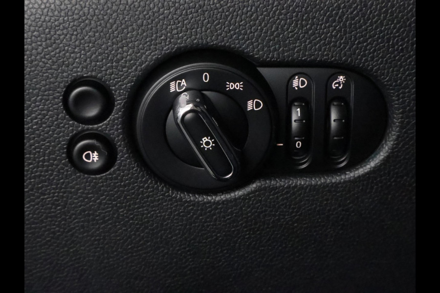 MINI 3-deurs 1.5 Cooper Sports 1499 GT PACK Automaat Garantie tot 01-2033!* | Apple Carplay & AndroidAUTO | Parkeersensoren | 1e eigenaar |