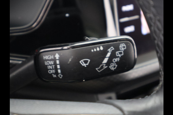 Volkswagen T-Cross 1.0 TSI Life Two-Tone Garantie tot 04-2031!* | Apple Carplay & AndroidAUTO | Navigatie | Cruise Control |