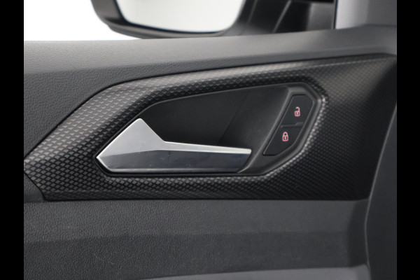 Volkswagen T-Cross 1.0 TSI Life Two-Tone Garantie tot 04-2031!* | Apple Carplay & AndroidAUTO | Navigatie | Cruise Control |