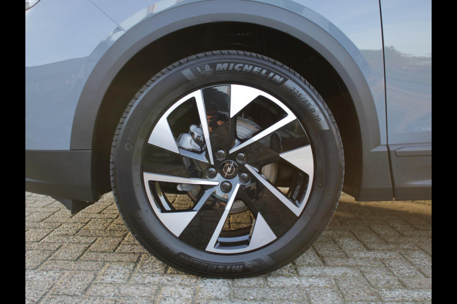 Opel Grandland 1.2 Turbo Hybrid Business Edition | PANORAMSICH SCHUIFDAK | TECHNOLOGIE PLUS PAKKET |