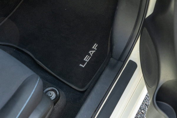 Nissan Leaf N-Connecta 40 kWh I 87% SOH I Dealeronderhouden I camera I