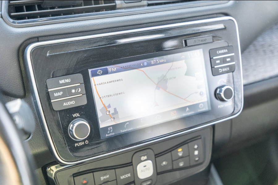 Nissan Leaf N-Connecta 40 kWh I 87% SOH I Dealeronderhouden I camera I