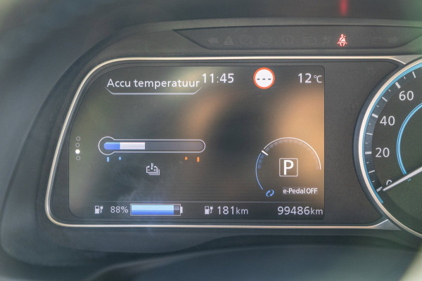 Nissan Leaf N-Connecta 40 kWh I 87% SOH I Dealeronderhouden I camera I