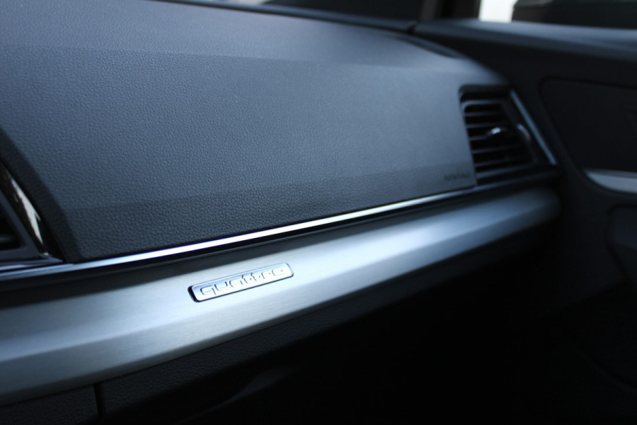Audi Q5 50 TFSI e S edition | Matrix | Camera | 21 inch | Stuurwiel verwarmd