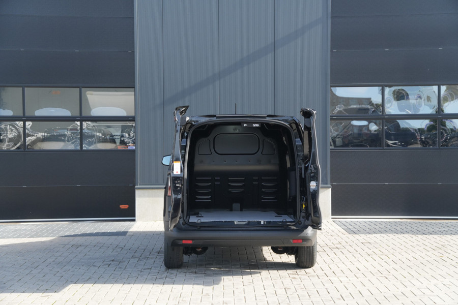 Ford E-Transit Courier Trend 46 kWh 136pk - Stoel/Stuurverwarming - Vloerplaat - Camera - Cruise - Carplay/Android - Rijklaar