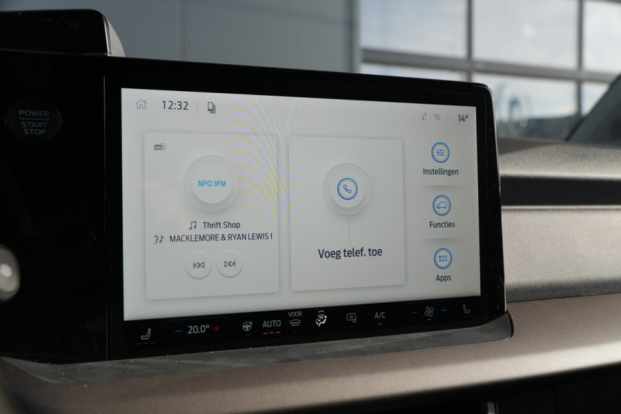Ford E-Transit Courier Trend 46 kWh 136pk - Stoel/Stuurverwarming - Vloerplaat - Camera - Cruise - Carplay/Android - Rijklaar