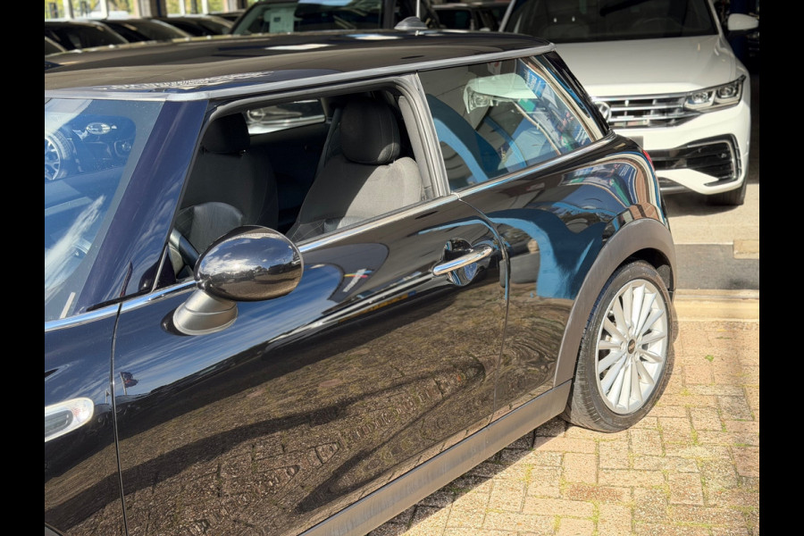 MINI 3-deurs 1.5 Cooper Pepper 2018 AUT NAVI LM NAP!