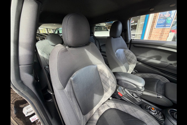 MINI 3-deurs 1.5 Cooper Pepper 2018 AUT NAVI LM NAP!