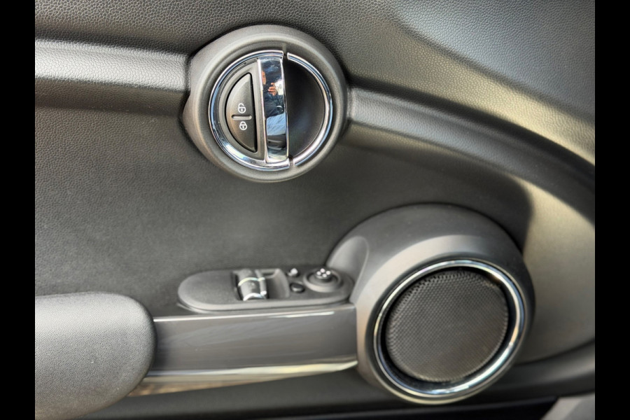 MINI 3-deurs 1.5 Cooper Pepper 2018 AUT NAVI LM NAP!