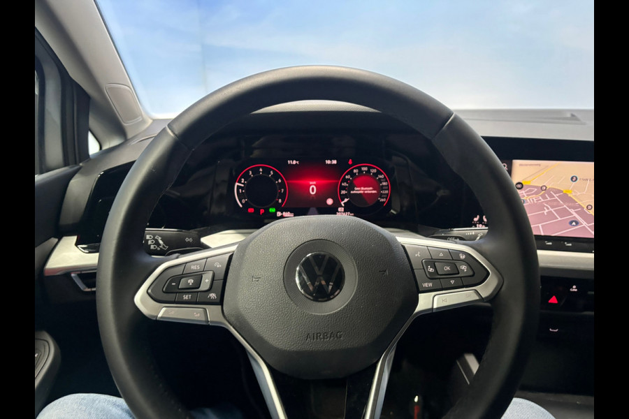 Volkswagen Golf Variant 1.0 eTSI Life Business Clima | Camera | Cruise