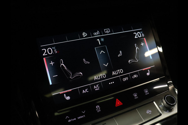 Audi e-tron 55 quattro Business edition Plus 95 kWh [SCHUIFKANTELDAK, APPLE CARPLAY, ANDROID,  ADAPTIVE CRUISE CONTROL, STOELVERWARMING, MEMORY SEATS, DIGITAL DASH, PDC V+A, LEDER, ELEKTRISCHE ACHTERKLEP, NAVIGATIE, CLIMATE CONTROL, NIEUWSTAAT