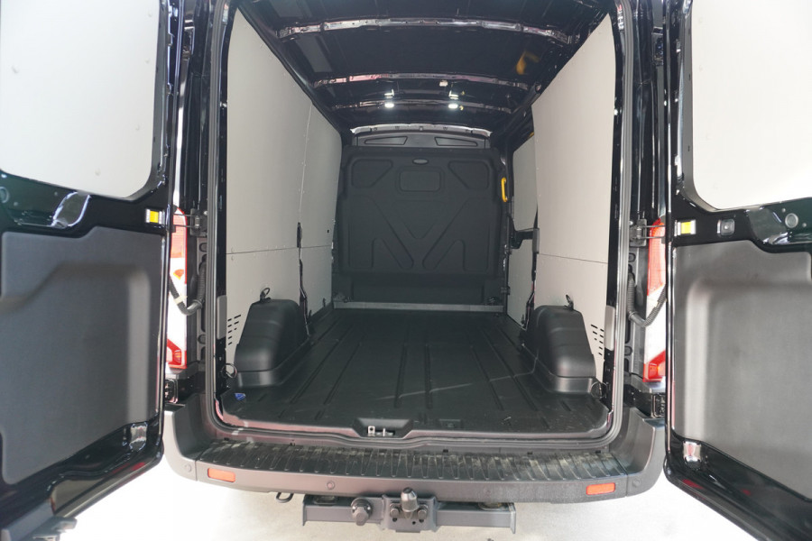 Ford Transit 350L 2.0 TDCI 165PK L3H2 Limited Automaat nr.V114 | Airco | Adap. Cruise | 360 Camera