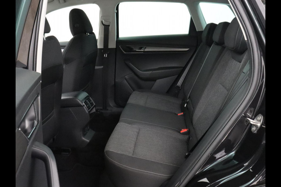 Škoda Karoq 1.5 TSI ACT Business Edition | Cruise control | Stoelverwarming | Carplay | Camera | Park assist | Sfeerverlichting | Climate control | Full LED