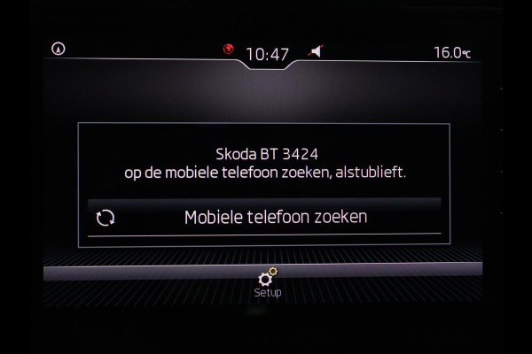 Škoda Karoq 1.5 TSI ACT Business Edition | Cruise control | Stoelverwarming | Carplay | Camera | Park assist | Sfeerverlichting | Climate control | Full LED