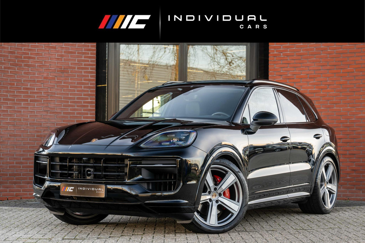 Porsche Cayenne 3.0 E-Hybrid Sport-Design Sportuitlaat Display