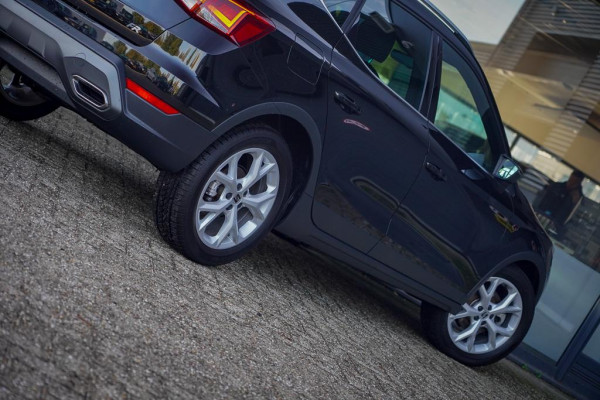 Seat Arona 1.0 EcoTSI FR Anniversary Aut / Carplay / Virtual / Stoelverwarming
